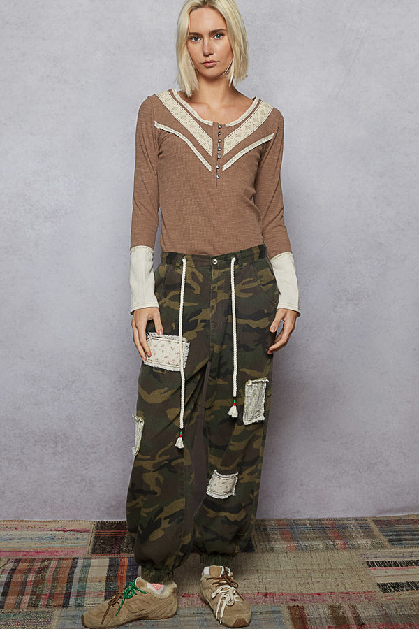 POL Designed in V-neck long sleeve top
