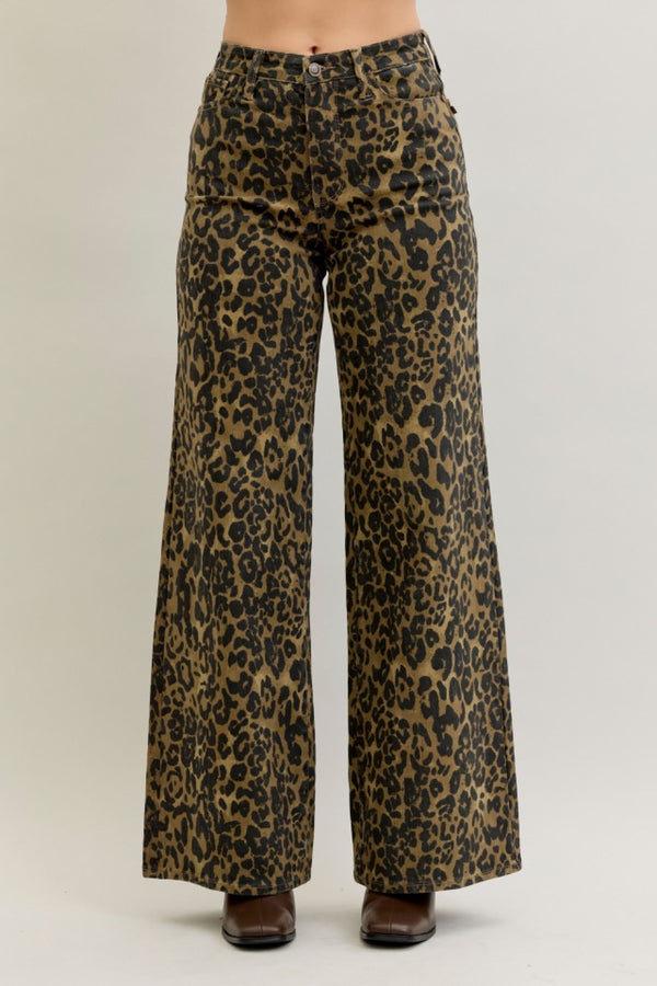 Judy Blue HW Retro Wide Leopard Print Jean