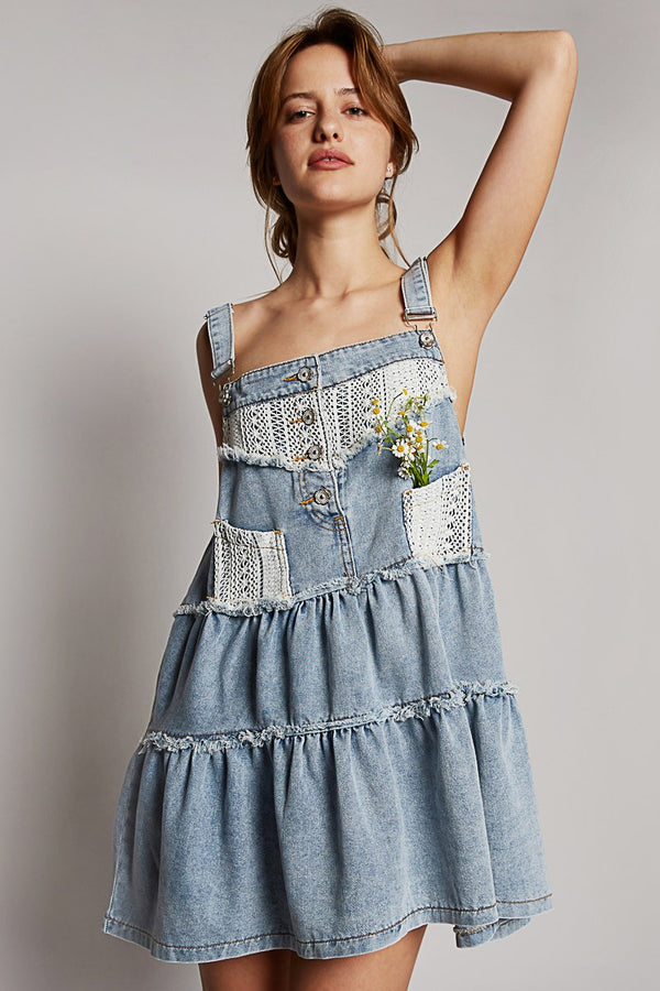 POL Frayed edge button suspender denim skirt
