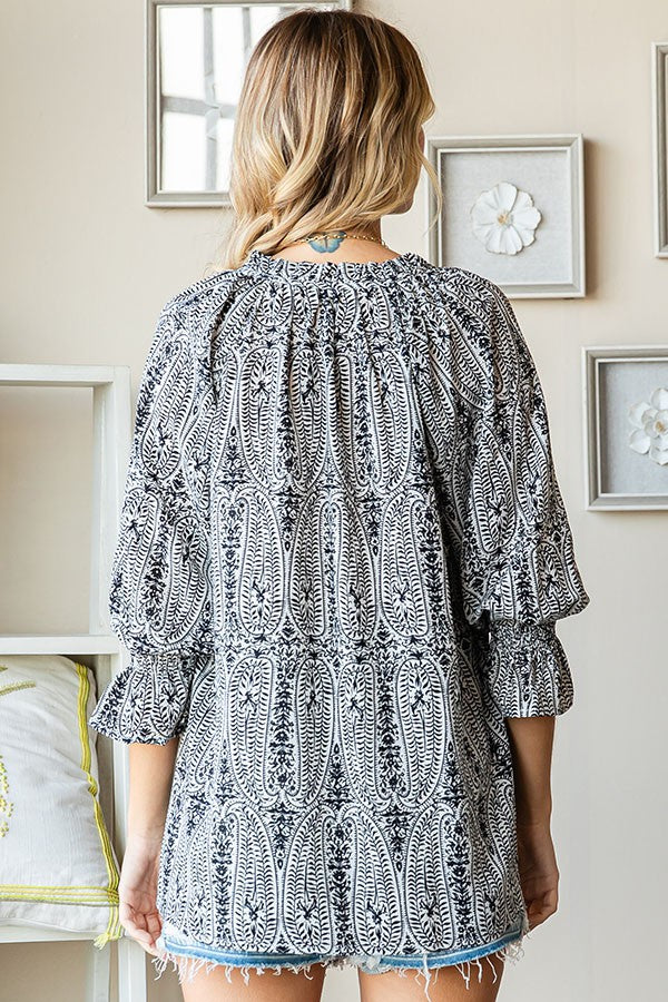 Paisley Print Tie-keyhole 3/4 sleeve Blouse - Curvy Size - 2 Colors