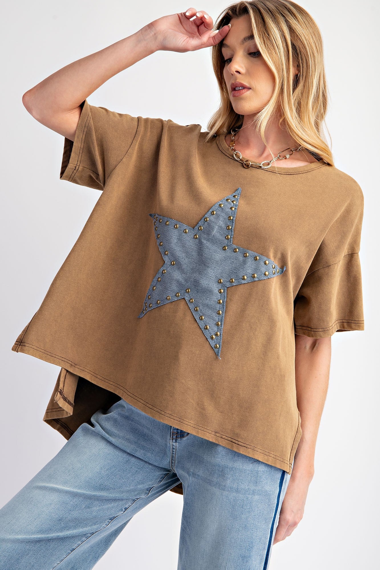 Easel Star Patch Washed Knit Top - Curvy Size