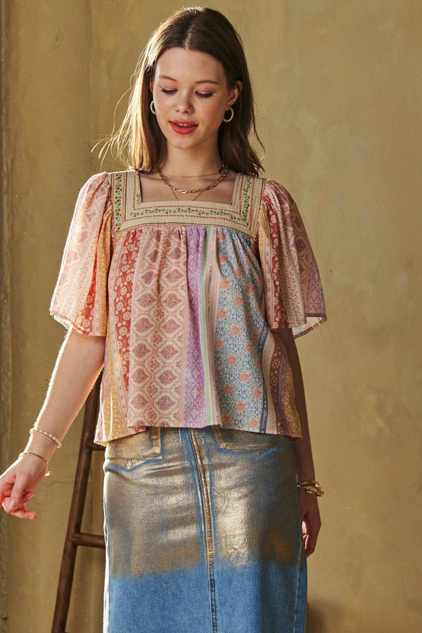 Davi & Dani Mixed Square Multi-stitch neck Puff Sleeve Top