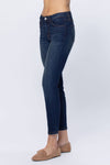 Judy Blue Handsand Relaxed Fit - Curvy size
