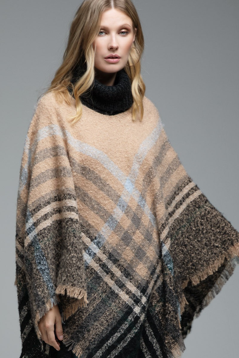 Soft Boucle Yarn Plaid Poncho