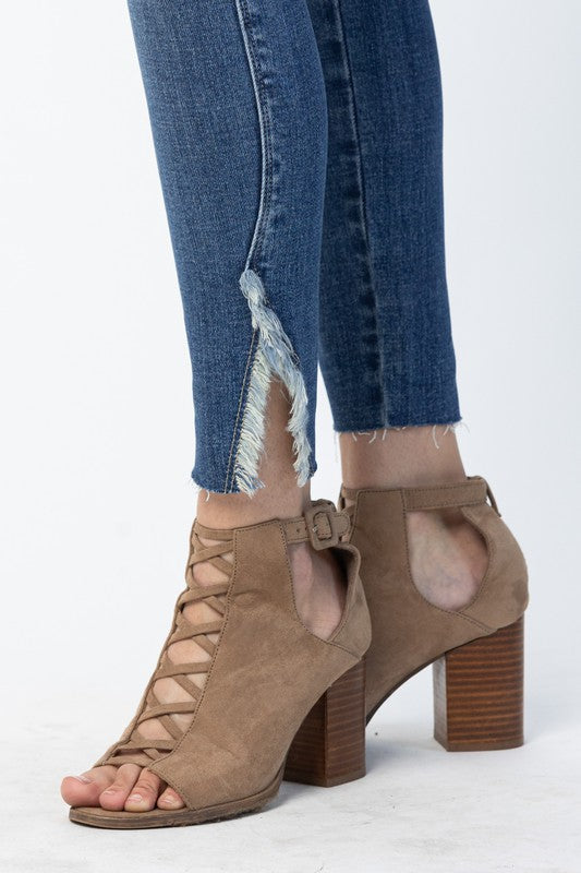 NEW Judy Blue HW Skinny w Hem Detail