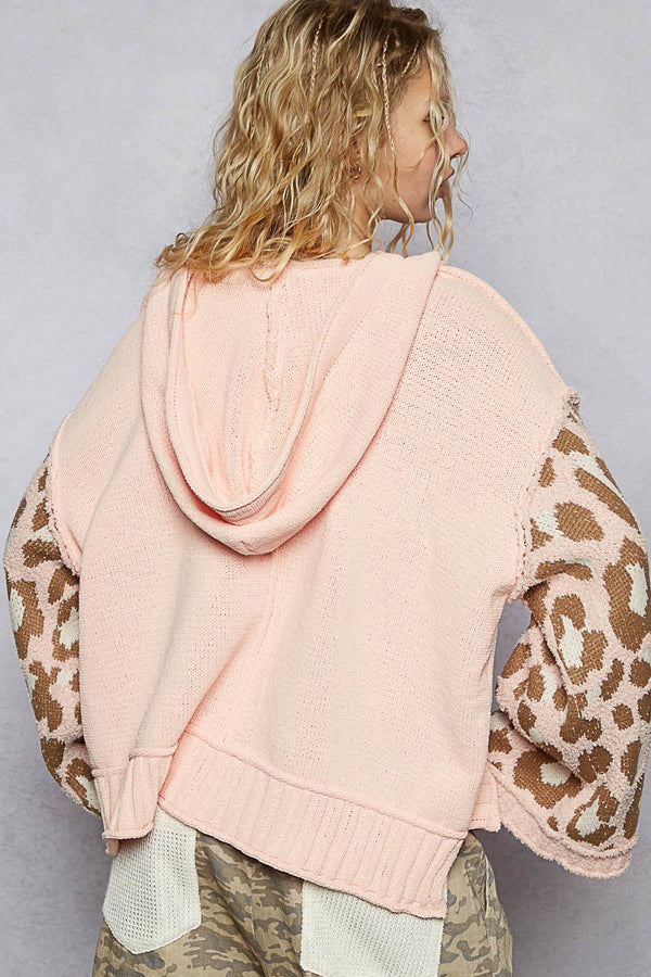 POL Designed in V - neck long sleeve roomy fit hoodie top in chenille - Blush & Cactus