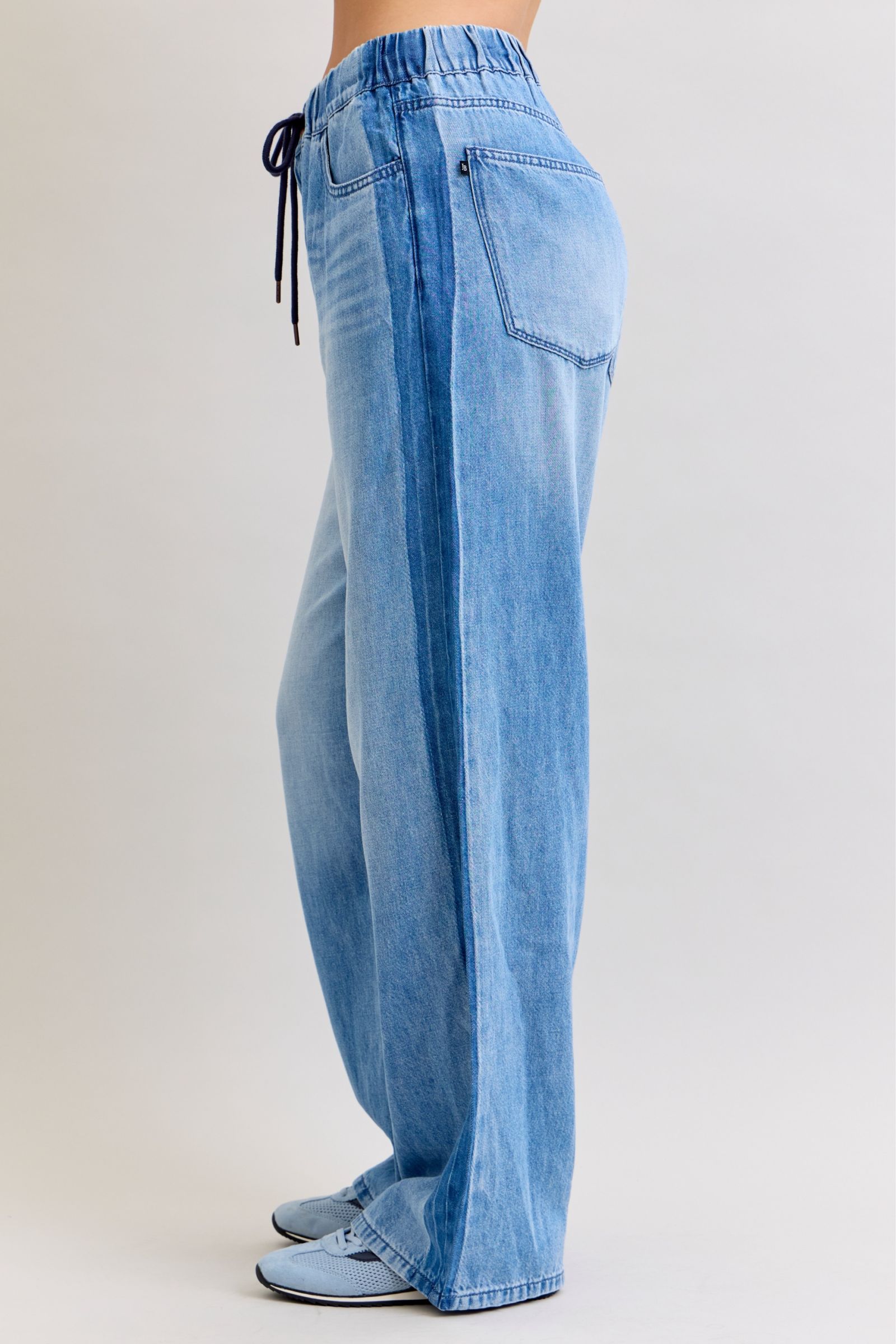 Judy Blue HW Wilhemina Elastic WB & Side Panel