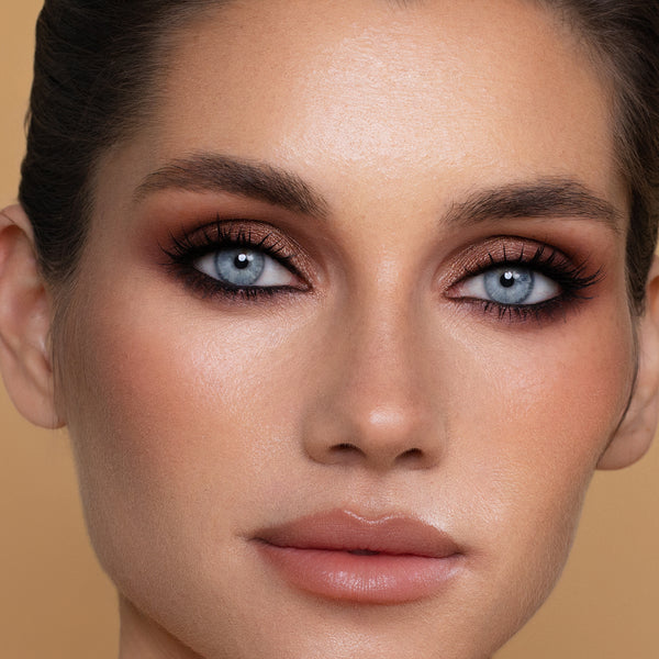 Farmasi Oasis Collection - Velvet Dusk Eyeshadow Palette