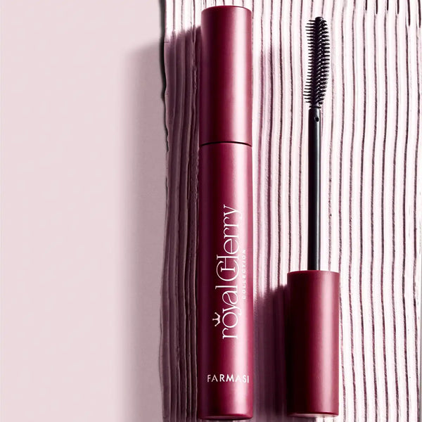Farmasi - Limited Edition Makeup Set Royal Cherry Collection - Blush & Cactus
