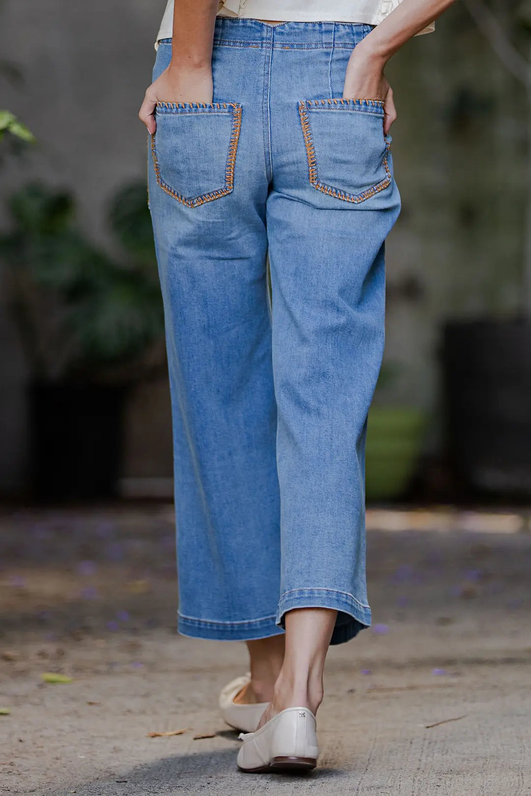 Whipstitch Denim Cropped Pants