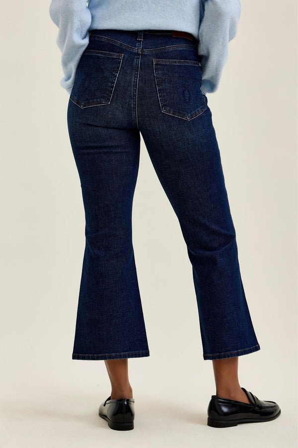 Judy Blue Amy Kick Flare