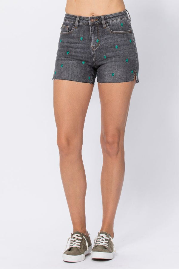 Judy Blue Hi-Waisted Cactus Embroidery Cutoff Shorts - Curvy Size