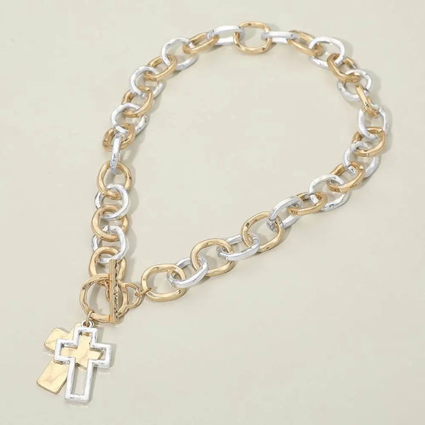 Hammered Layered Cross Pendant Chunky Chain Toggle Necklace