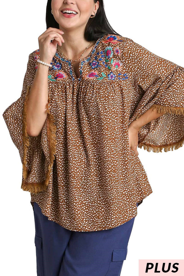 Animal Print V-Notched Embroidery Top