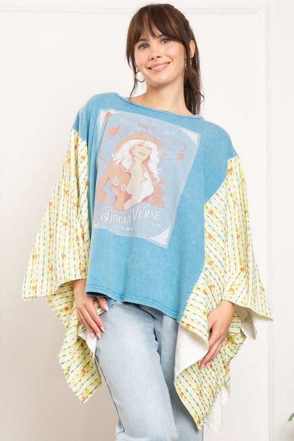 Bluevelvet Front Print Quilted Sleeve Poncho Top