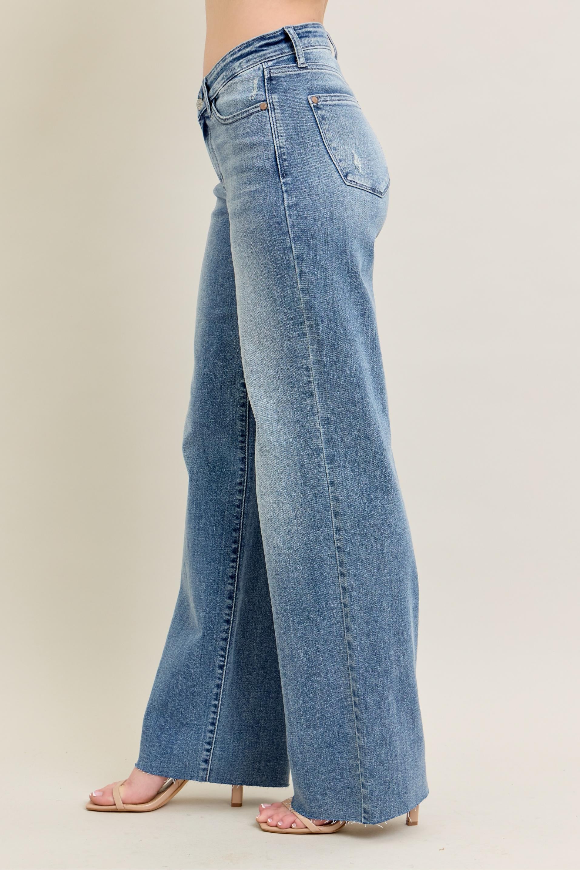 Judy Blue V - Front Baggy Jean