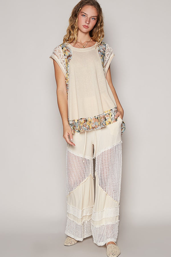 POL Floral crochet contrast round neck sleeveless top