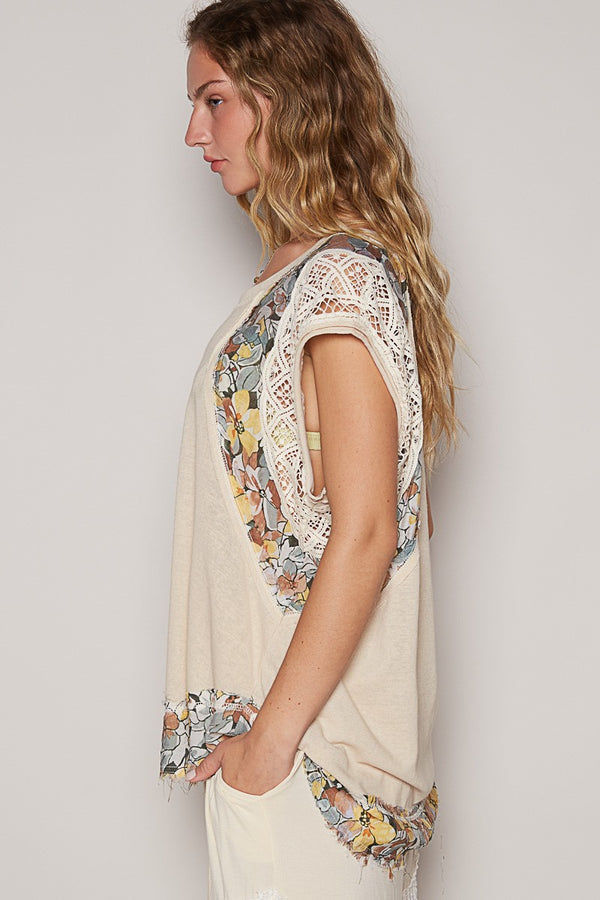 POL Floral crochet contrast round neck sleeveless top