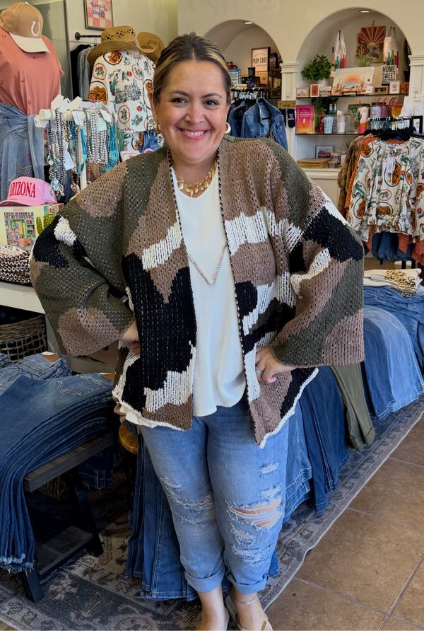 POL 3/4 sleeve Relaxed Camo Cardigan