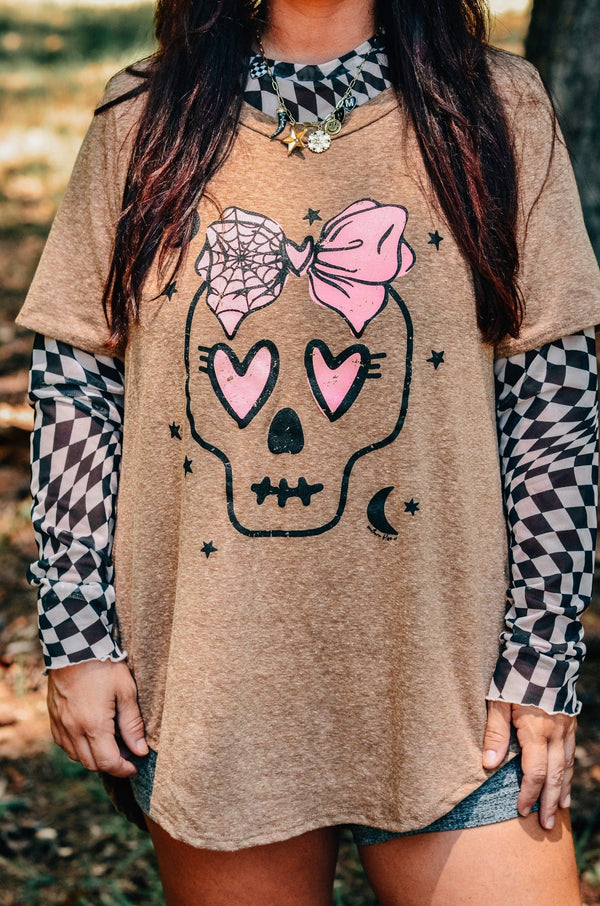 PINK BAG HALLOWEEN Boujee Skull Scoop Tee