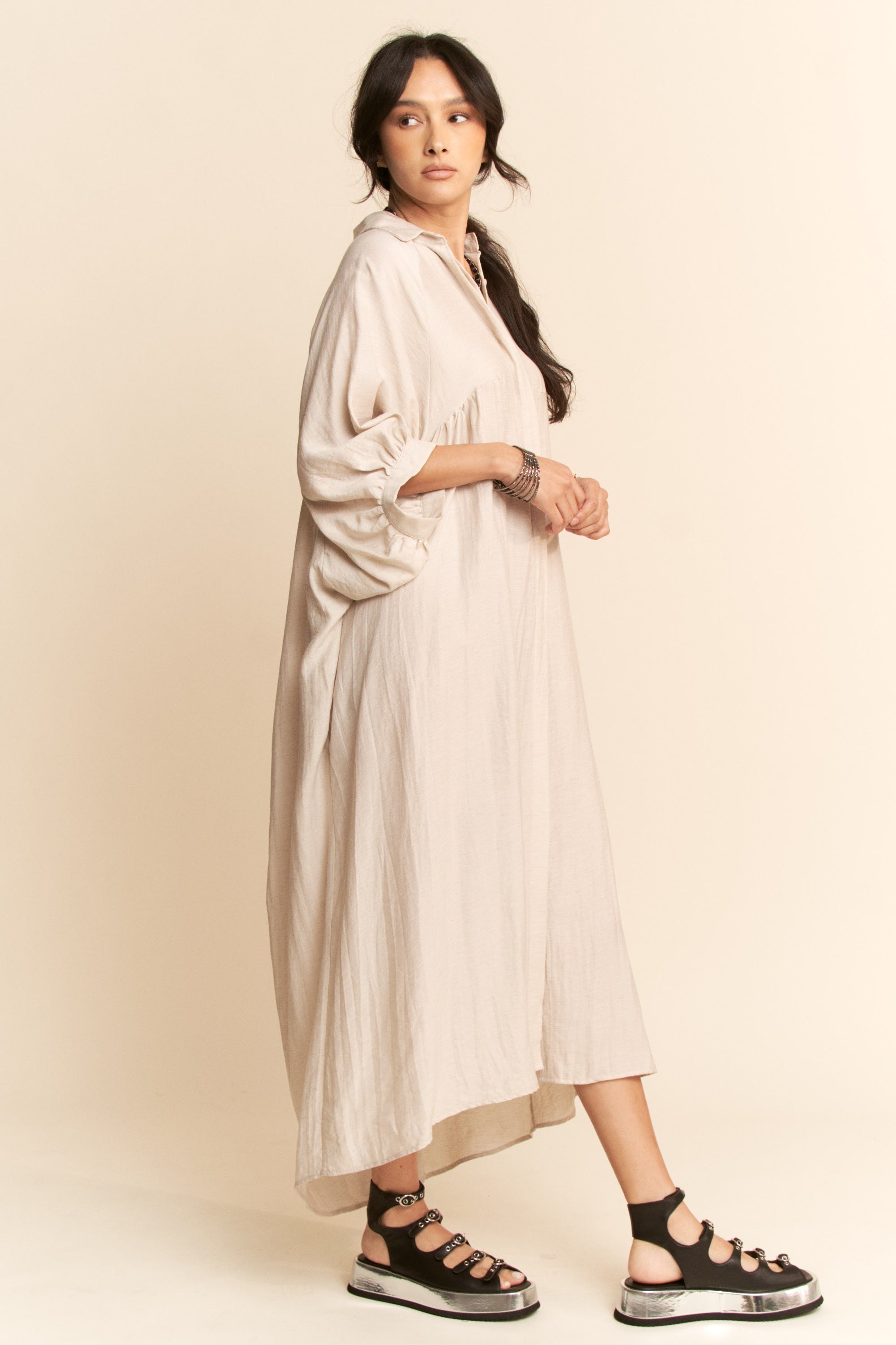 Davi & Dani Oversized Hemline Collared Neckline Shirt Dress