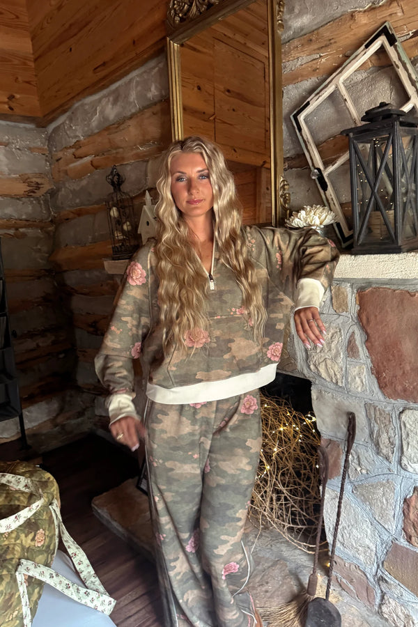 ***PREORDER*** Camo & Butterflies Drift Away Joggers