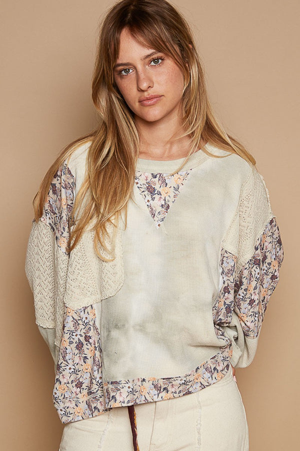 POL Floral Crochet Patch V-Neck Top – Femstylo