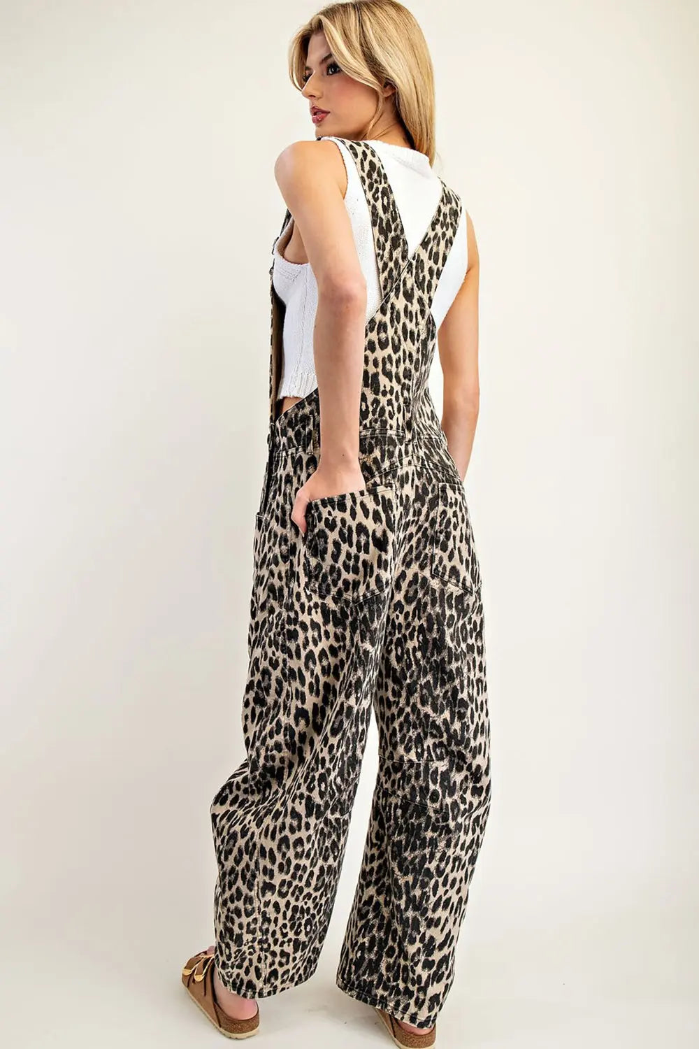eesome Leopard Printed Barrel Leg Jumpsuit ✨
