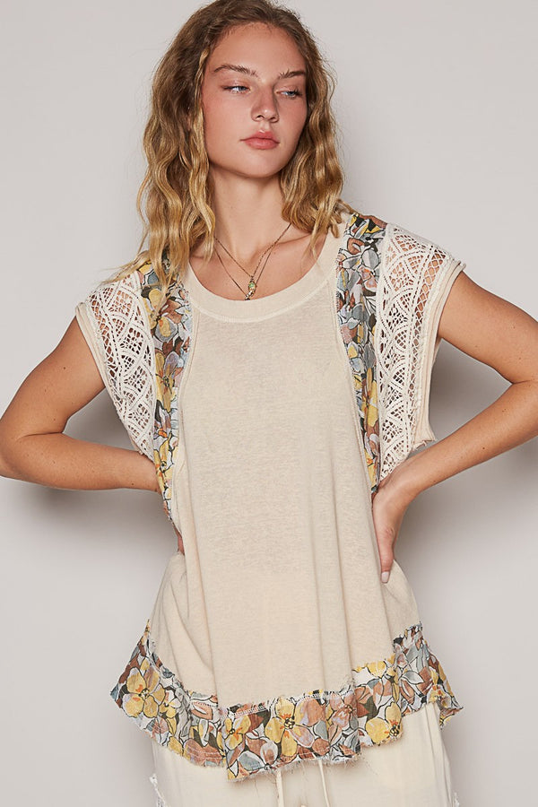 POL Floral crochet contrast round neck sleeveless top