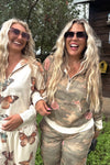 ***PREORDER*** Camo & butterflies Easy does it Pullover
