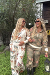 ***PREORDER*** Camo & butterflies Easy does it Pullover