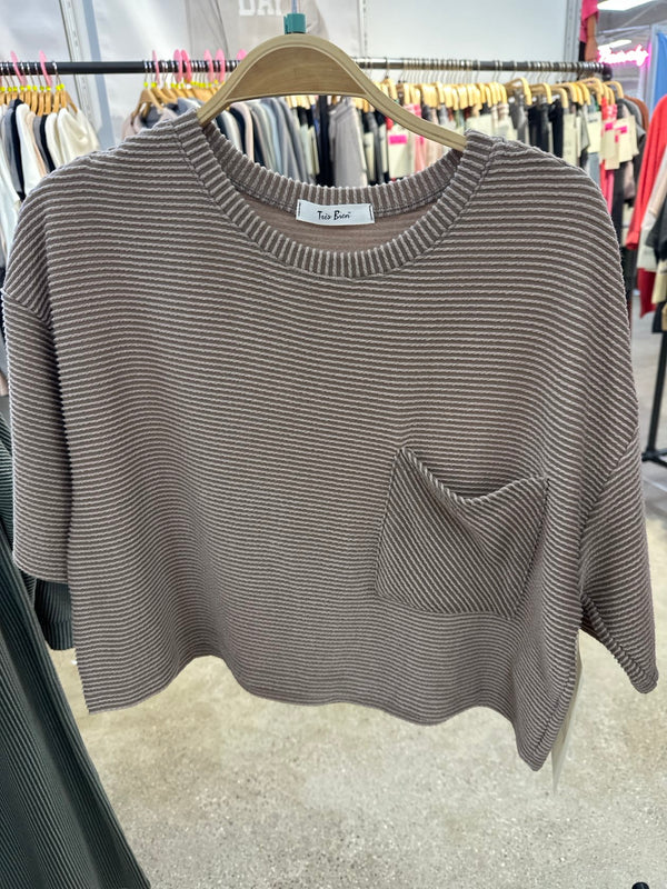 Round Neck 1/2 Sleeve Ribbed Crop top With Pocket