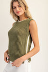 Scalloped Contrast Trim Sleeveless Sweater