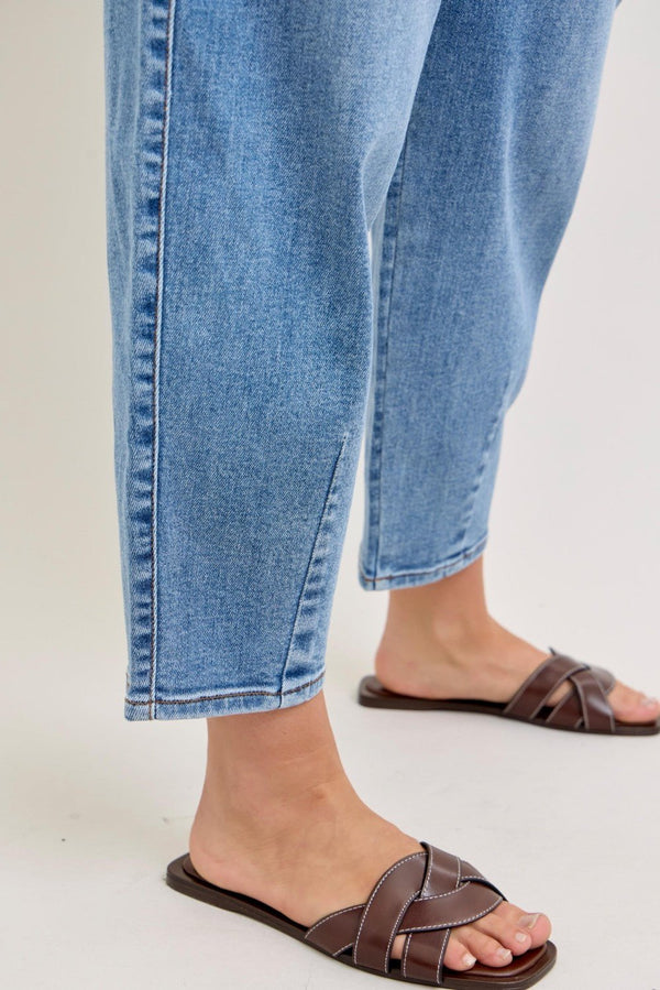 Judy Blue Hw Barrel Jean W/ Front Darts & Back Yoke Detail - Blush & Cactus