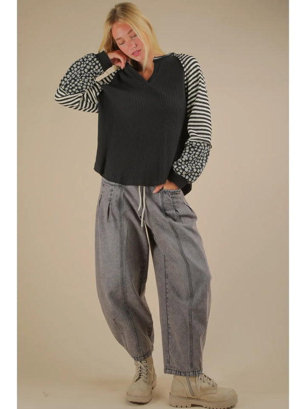 Oversized Floral & Stripe Casual Knit Top