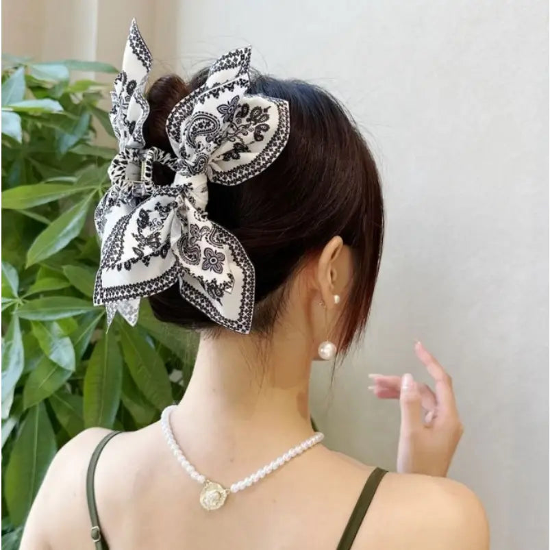 Paisley Boho Vintage Hair Claw Clips
