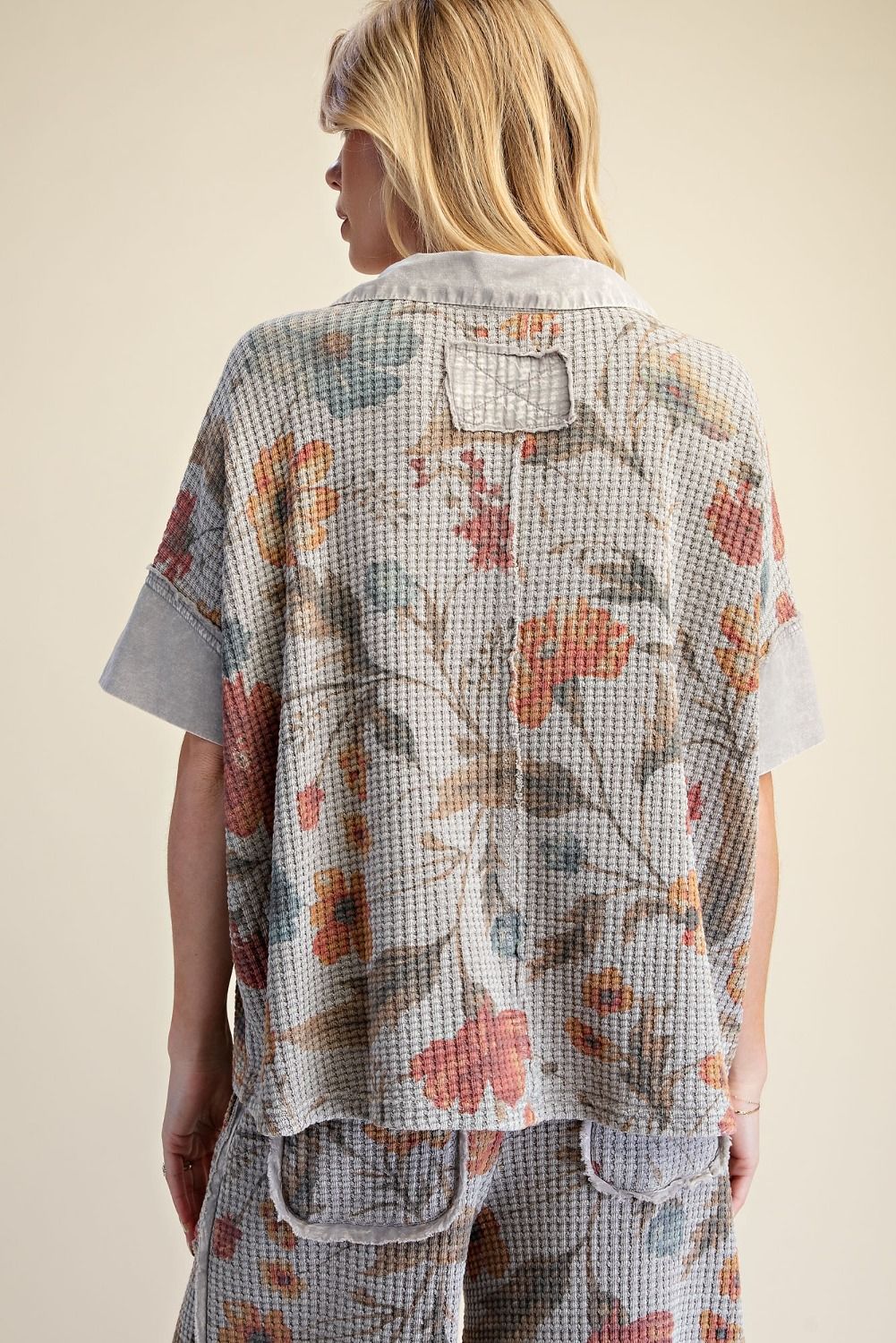 Easel  SIGNATURE PRINT WASHED WAFFLE KNIT TOP -MATCHING SET / LOUNGE SET