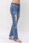 Judy Blue Mid Rise w/heavy destroy Straight