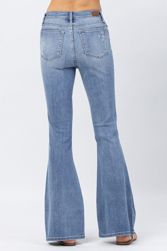 NEW Judy Blue High Rise Distressed   Flare - Curvy Size