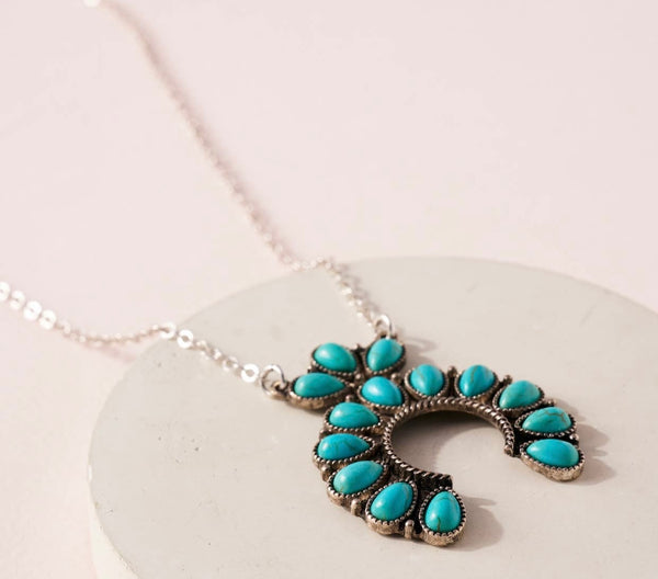 NEW Western Round Stone Pendent Necklace