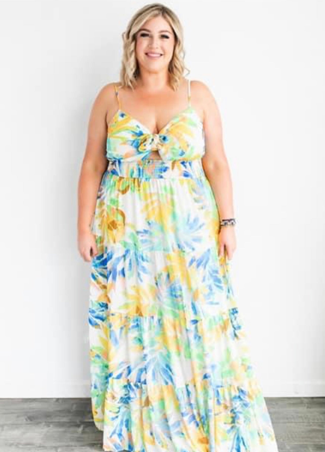 NEW Perfectly Paradise Maxi Dress - Curvy Size